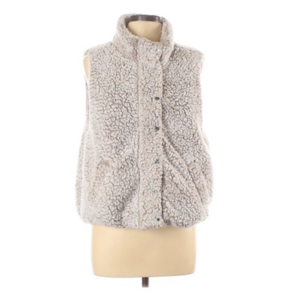 Thread and Supply Sherpa Button and Zip Up Vest